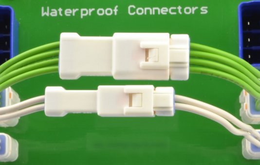 Waterproof JWPF connector with solid rubber sealing